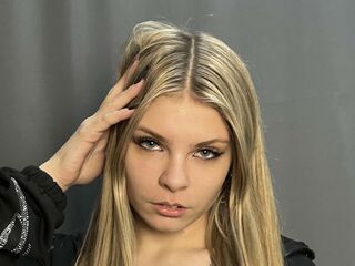 camgirl fingering wet pussy GlendaLabeau