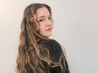 shower GrayceSerrell