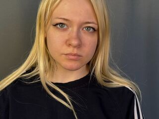 hot girl HerthaWiggen