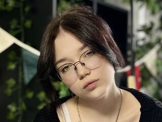 fingering HuldaGiovinco