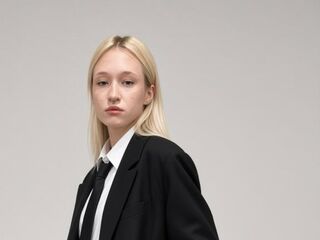 cam girl masturbating with dildo IrisHawthorne