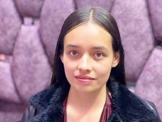 streaming live webcam IssaMontenegro