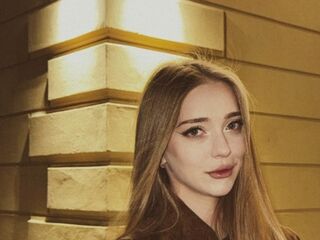 camgirl masturbating IvaBusack