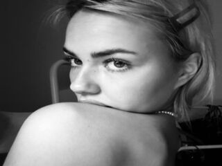 topless webcam girl JacintaPrincipe
