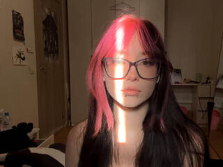 naked cam girl photo JameyStaffieri