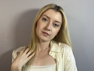 nude camgirl picture JeanneHolmes