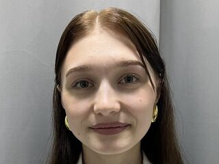 fingering camgirl JessiMills