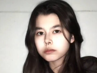 naked camgirl masturbating with dildo JimmyBohannon