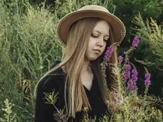 free webcam video KarenLowe