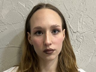 babe web cam KatrinJons