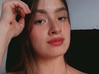 naughty camgirl fingering pussy KendalCortes