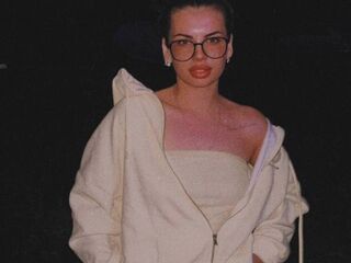 topless cam girl KimbraHammon