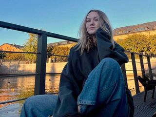 free sex cam LillyStill