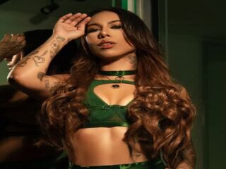 chat room live cam LilyHarpers