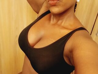 web chat LindaeBrown