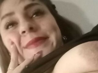 naked girl with webcam masturbating LizMegh