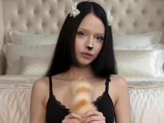 nude camgirl photo LoraineWebley