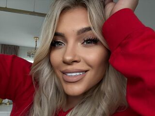 flirt chat room LorennaRyan