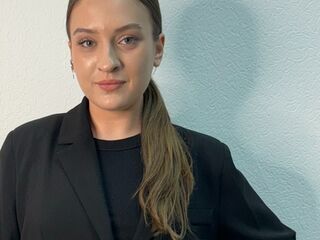 webcam girl chat LyndaEstle