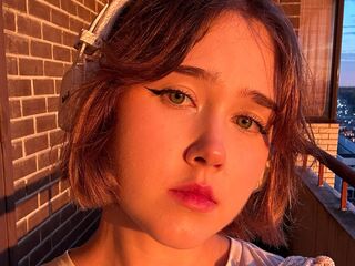 free adult cam MarilynSwinerton