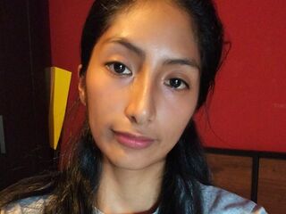 webcam pic MayraBravo