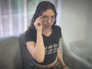 cam girl masturbating with dildo MelissaSkye