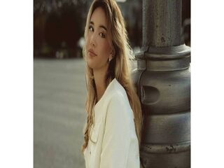 online chat MiraStarlet