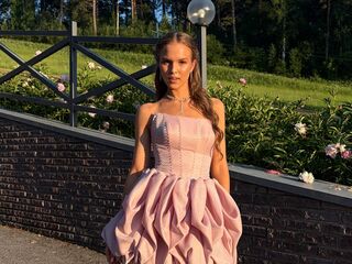 camwhore picture MirianaFarris