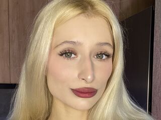 nude gamgirl MonicaBarbies