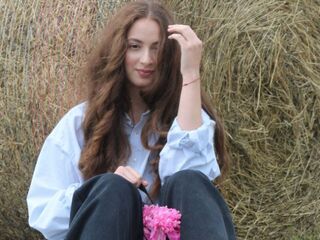 sexy camgirl chat MoonSany