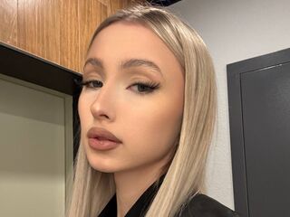 naughty cam girl masturbating MyongDegado