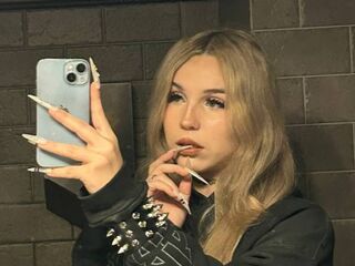 cam girl showing tits NanciCamberos