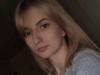 masturbating webcamgirl NatachaKoepf