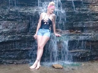 naked camgirl picture RachealDraco