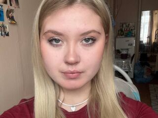 adult webcam chatroom RaisaMihaila