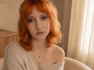 hot camslut RobertaLah