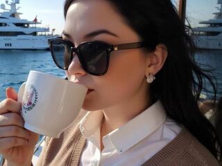 cam girl masturbating with dildo RosieMoons