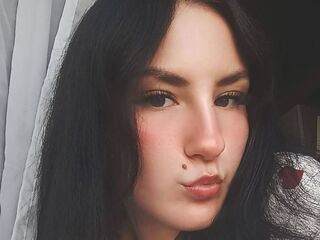 hot cam girl masturbating with dildo SadeLanden