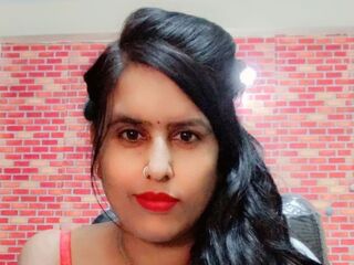 nude webcamgirl pic SaraConway