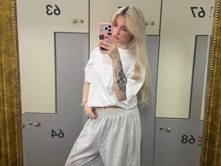 free hardcore porn cam ScarlettAndreula