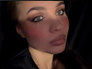 naughty camgirl SeemaRedhouse