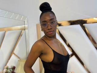 camslut fingering pussy SelenaRoas