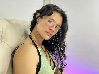 camgirl livesex SereneKenner