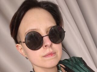 camgirl masturbating with sextoy ShaunteBarranco