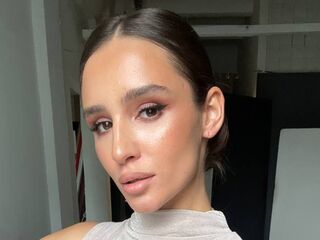 cam girl fingering pussy ShawnNoor