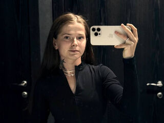 shower live cam SilvaNayee