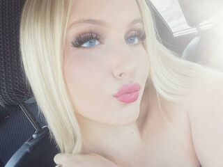 naked girl with cam SixtaCola