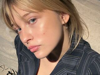 beautiful girl SoledadMadon