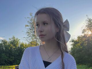 camgirl SophieBannington