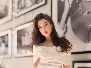camgirl masturbating with sex toy SydneyLuelf